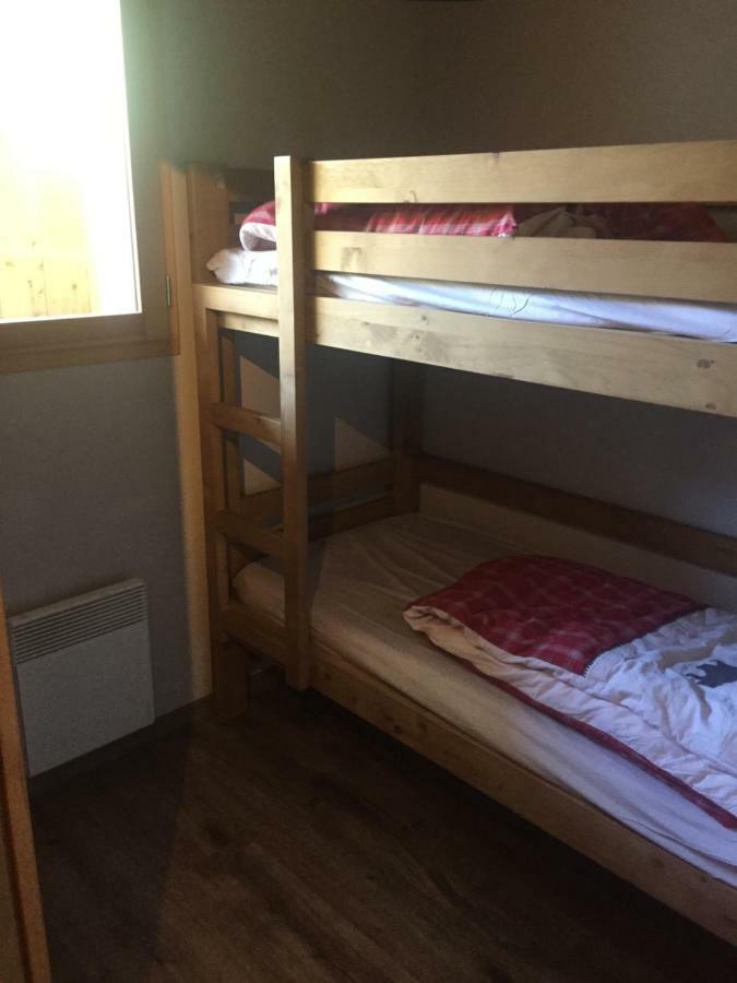 Appartement Joli T4 à Vars Dans Résidence 4 étoiles *