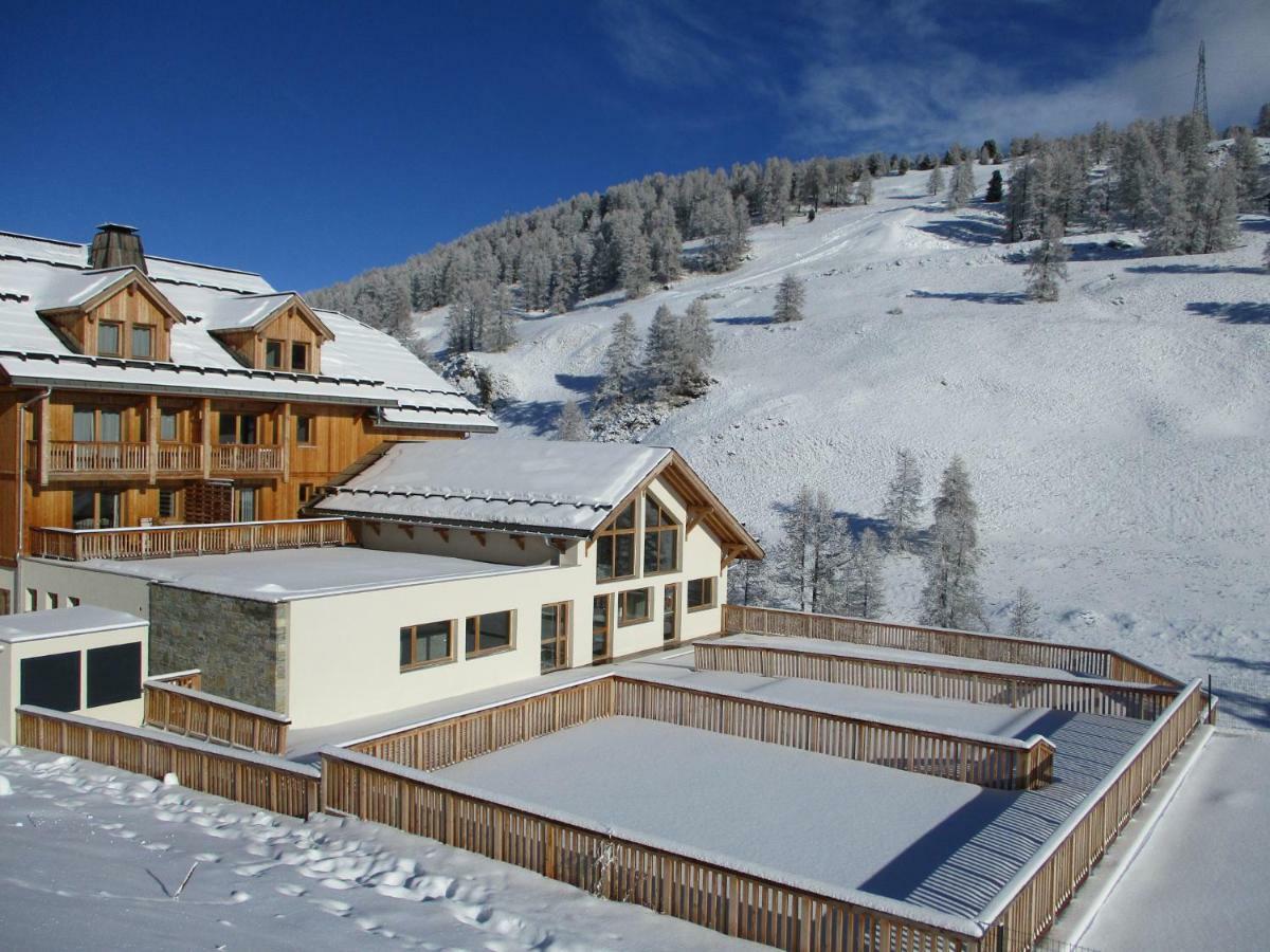 Appartement Joli T4 à Vars Dans Résidence 4 étoiles